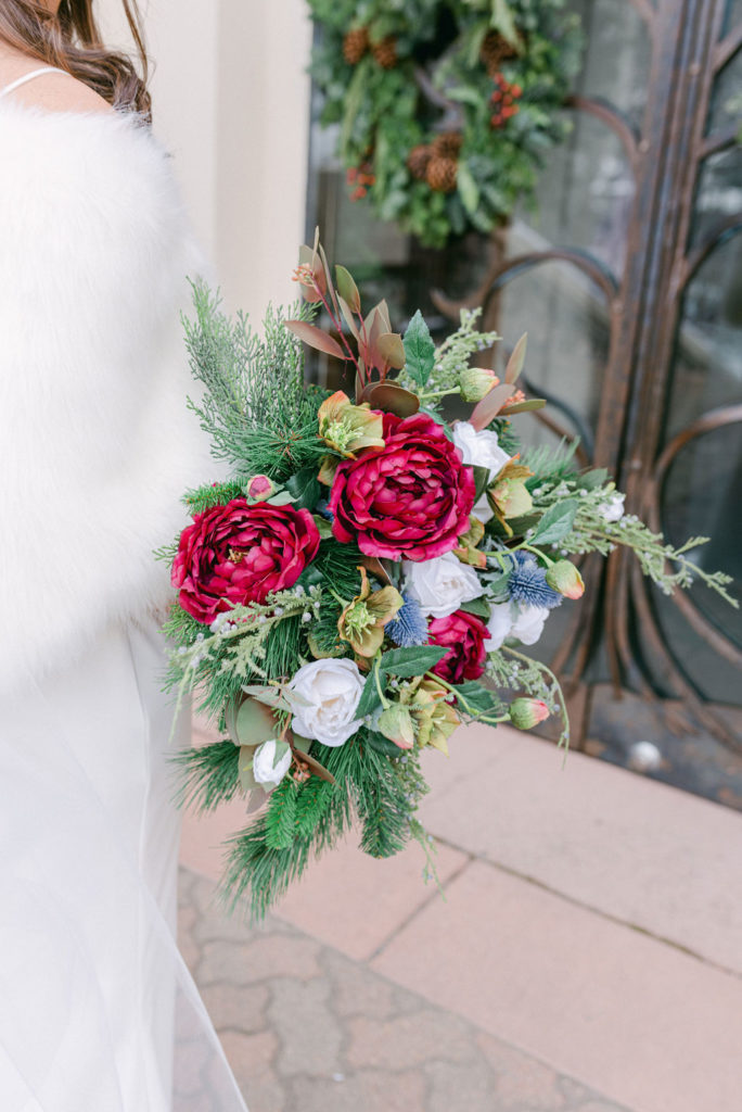 winter bouquet at the beaver creek resort for intimate wedding with Vail Wedding Planners 
