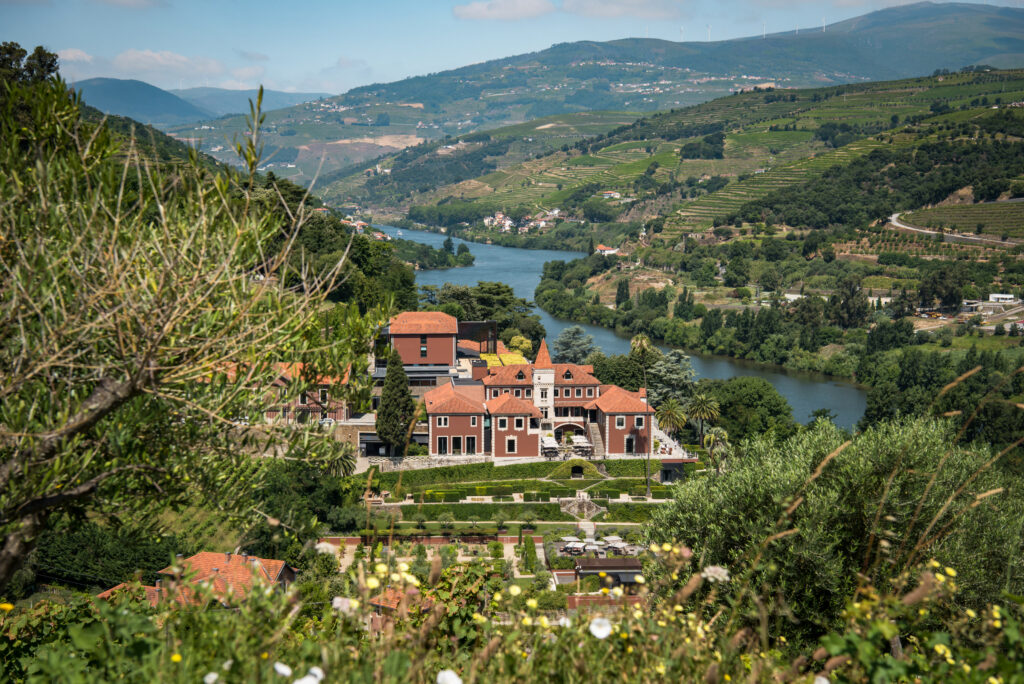 The Portugal Wedding Venues We’d Cross an Ocean For